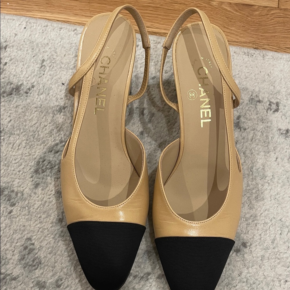 CHANEL Beige and Black Slingback Mules